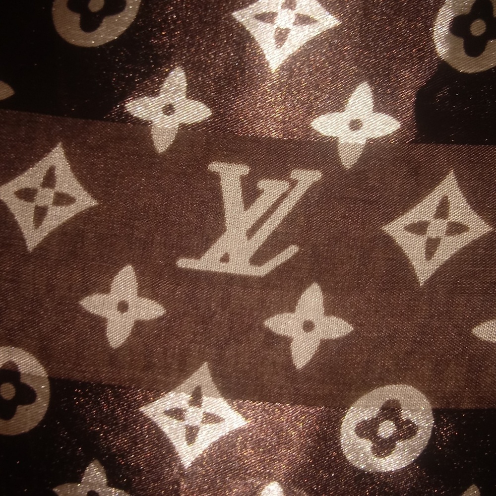Authentic Louis Vuitton scarf